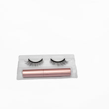 Load image into Gallery viewer, LUCRATIVE Single Pair Magnetic Lashes With Liner