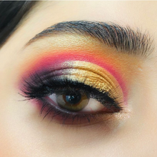 Load image into Gallery viewer, ATTITUDE 12 Color Eye Shadow Palette