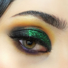 Load image into Gallery viewer, ATTITUDE 12 Color Eye Shadow Palette
